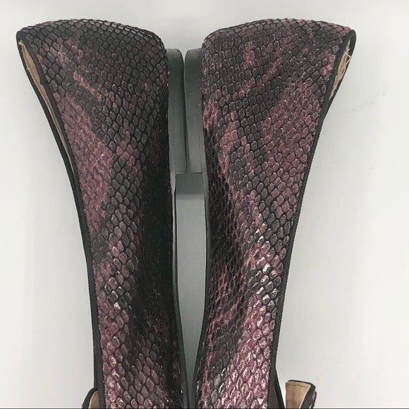 TAHARI CLEMENTINE SNAKE PRINT PURPLE FLATS - Picture 5 of 10